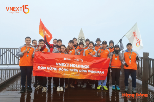 HÀNH TRÌNH ĐÓN HỪNG ĐÔNG CỦA VNEXT HOLDINGS